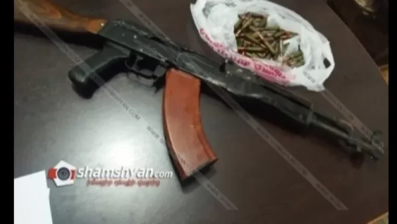 Համայնքի ղեկավարի տեղակալը ինքնաձիգ է հանձնել ոստիկանության Մարտունու բաժին