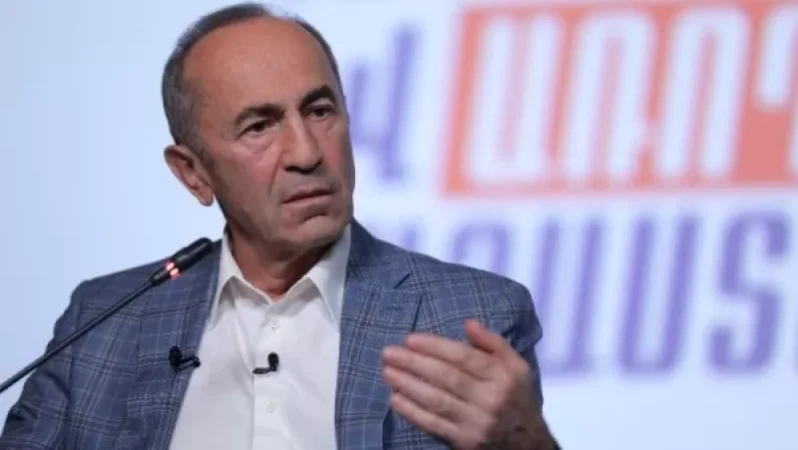 Քոչարյանը Փաշինյանի մեկնած ձեռքը չի նկատել