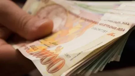 «Օդնոկլասնիկի» կայքի միջոցով այլ անձանց բանկային քարտերից հափշտակություն են արել