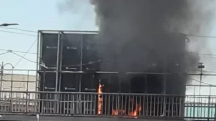 ՏԵՍԱՆՅՈՒԹ․ Արշակունյաց պողոտայում վերգետնյա անցման վրա տեղադրված էլեկտրական վահանակը հրդեհվել է