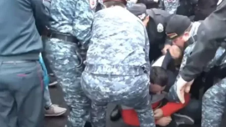 ՏԵՍԱՆՅՈՒԹ․ Բիրտ ուժով բերման են ենթարկում ակցիայի մասնակիցներին