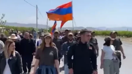 Ընդդիմադիրների Տիգրանաշենից մեկնարկած քայլերթը հասել է Արմաշ