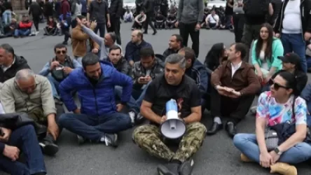 «Մեկ-երկու օրվա հարց է այս իշխանություններից ազատվելը». Վանեցյան