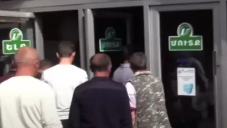 ՏԵՍԱՆՅՈՒԹ.  Արարատից երթով Երևան հասած քաղաքացիները մտել են մետրո