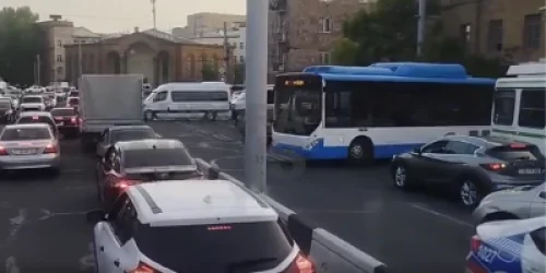 ՏԵՍԱՆՅՈՒԹ. Արշակունյաց պողոտան փակ է