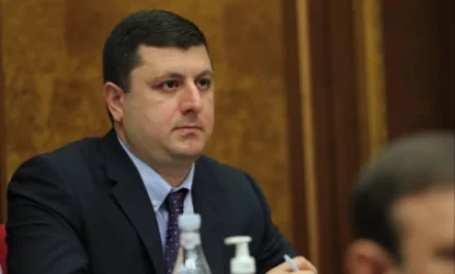 Պատգամավոր Տիգրան Աբրահամյանը տեսակցել է ձերբակալված Սուրեն Պետրոսյանին ու ևս 4 անձի