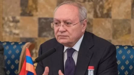 Ուժային կառույցների ղեկավարները շունչները պահած սպասել են Աղվան Հովսեփյանի ելույթին. «Ժողովուրդ»