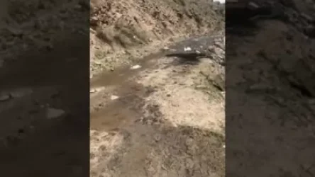 ՏԵՍԱՆՅՈՒԹ. Քանաքեռավանից Կորեայի ձոր տանող հատվածում հողաշերտը լցվել է Հրազդան գետը. այն հունից դուրս է եկել. ԱԻՆ