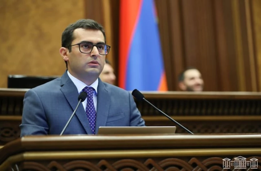 «Յուրաքանչյուրն, ով ունակ է զենք կրել, պետք է պրոֆեսիոնալ տիրապետի զենքին». Արշակյան
