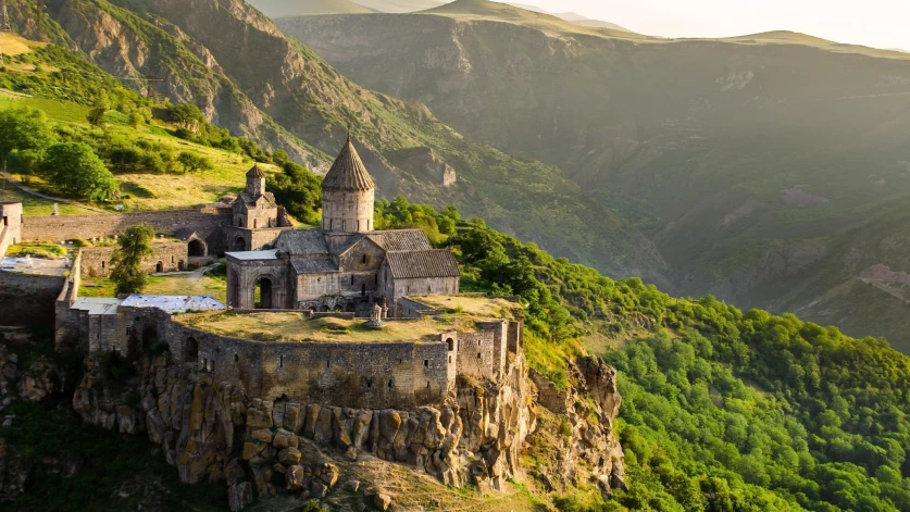 Հայաստանը՝ ամենացանկալի զբոսաշրջային ուղղությունների տասնյակում