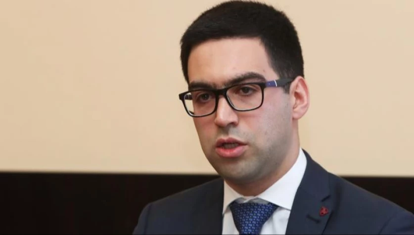 Ռուստամ Բադասյանը` արտագնա աշխատողներին վերաբերվող որոշման մասին
