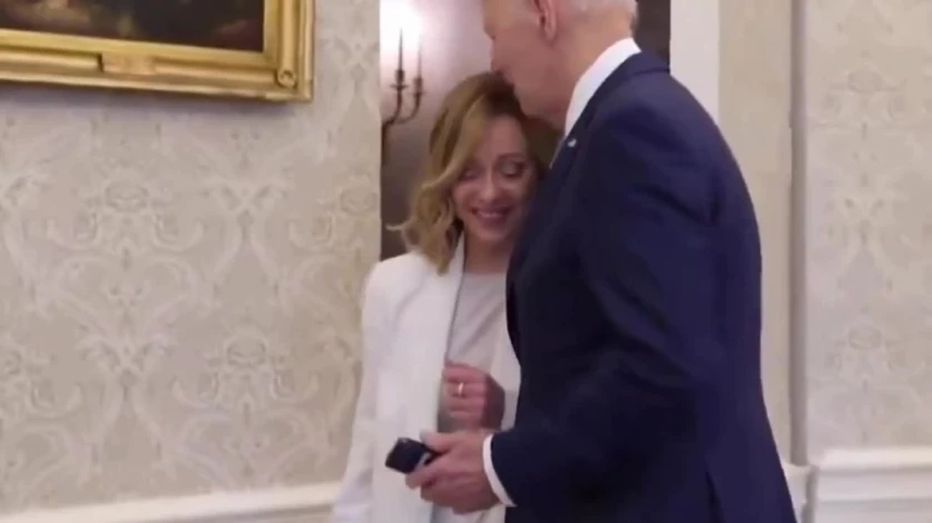 ՏԵՍԱՆՅՈՒԹ. Բայդենը համբուրել է Իտալիայի վարչապետի գլուխը