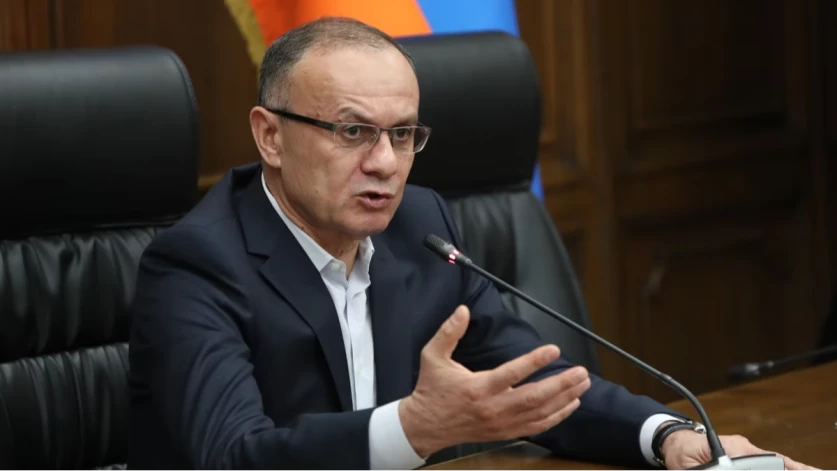 Բացահայտ սուտ է, թե սահմանազատումը Տավուշից սկսելն առաջարկել է Գլխավոր շտաբը. Օհանյան