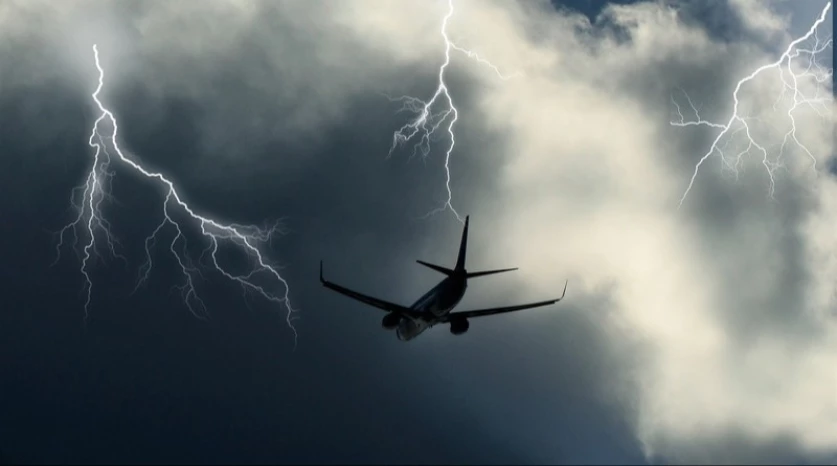 Աբու Դաբիից Երևան թռչող ինքնաթիռի ուղևորը մանրամասներ է պատմել ժամեր տևած մղձավանջից