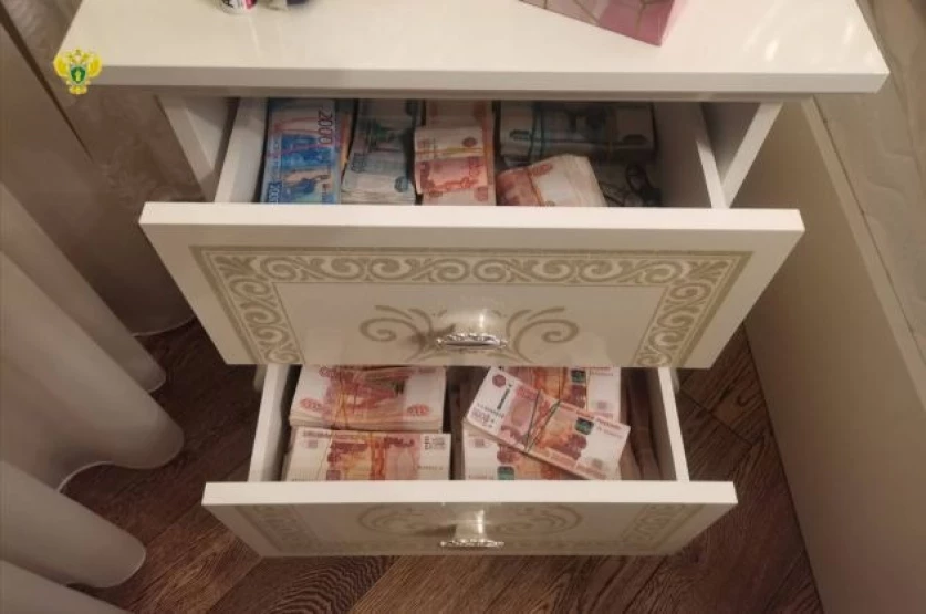 Մոսկվացուն դանակահարած Ադրբեջանի քաղաքացու տանը խոշոր գումար է հայտնաբերվել