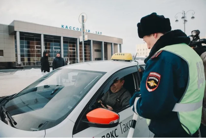 ՌԴ որոշ շրջաններում միգրանտներին արգելվել է տաքսի վարել