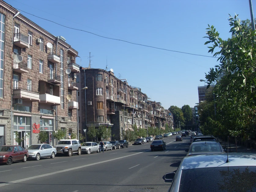 Երևանի մի քանի փողոցների երթևեկությունը ժամանակավորապես կդադարեցվի. քաղաքապետարան