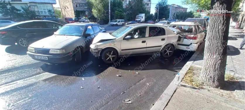 Սեբաստիա փողոցում բախվել է 5 մեքենա