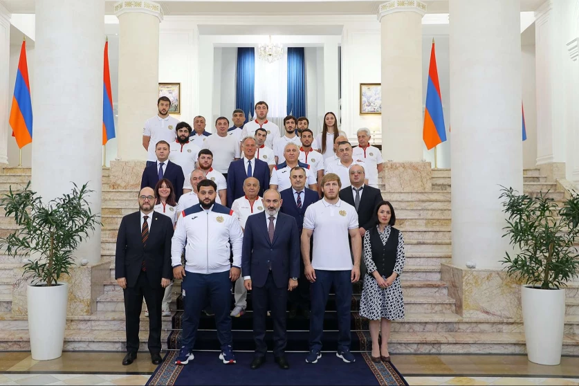 Փաշինյանի հույսերը չեն արդարացվել. վարչապետը հանդիպել է օլիմպիականներին