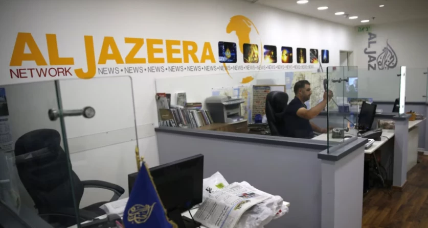 Իսրայելցի զինվորականները մտել են «Al Jazeera»-ի գրասենյակ, աշխատակիցներին հրամայել լքել այն