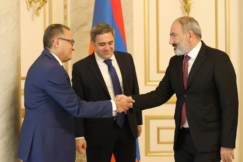 Իսկ ո՞վ պետք է պաշտոնից հեռացնի ՀՖՖ նախագահին