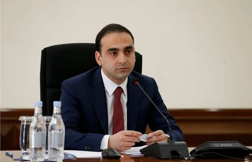 Քաղաքապետի ավիատոմսի հետ կապված՝ պաշտոնանկություն է եղել. «Փաստ»