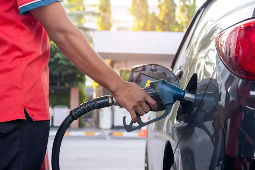 Նավթն աշխարհում էժանանում է, իսկ բենզինի գինը ՀՀ–ում չի փոխվում․ որն է պատճառը