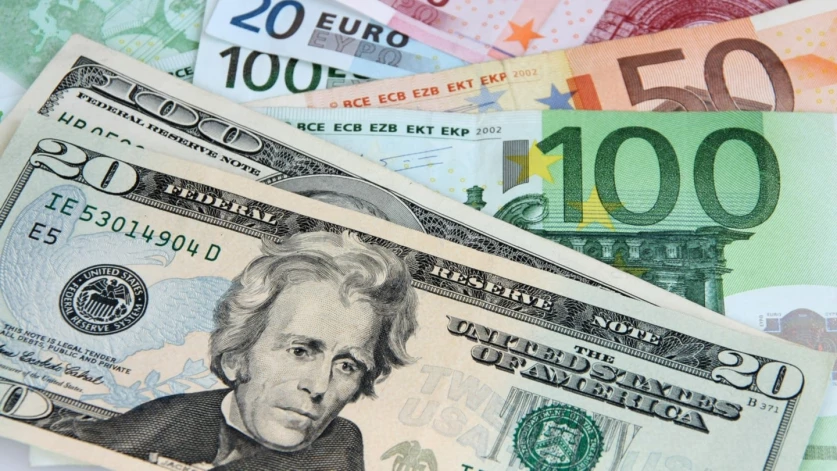 Դոլարը թանկացել է, ռուբլին՝ էժանացել․ փոխարժեքն՝ այսօր