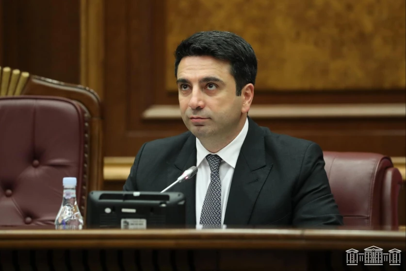 Ասելիքը գնալով շատանում է. Սիմոնյան