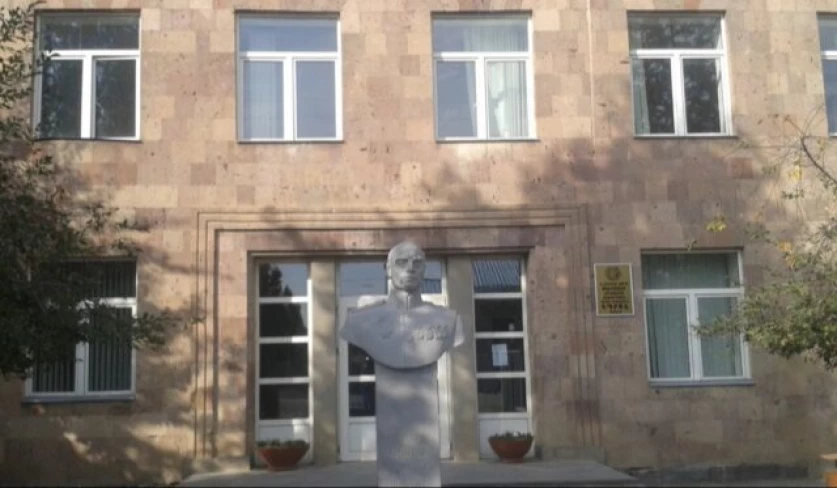 Մխչյան գյուղի դպրոցի տնօրենն ազատման դիմում է գրել