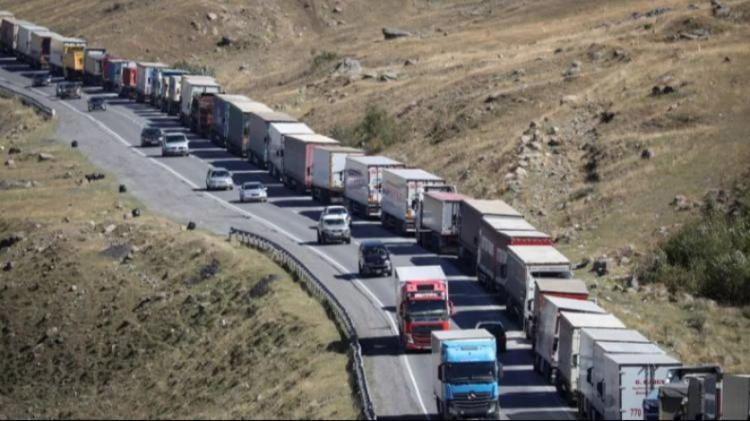 ՊԵԿ-ը՝  վրացական անցակետերում բեռնատարների կուտակման մասին
