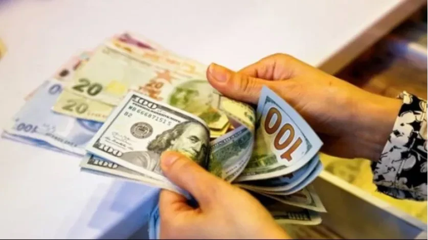 Դոլարն էժանացել է, ռուբլին՝ թանկացել․ փոխարժեքն այսօր