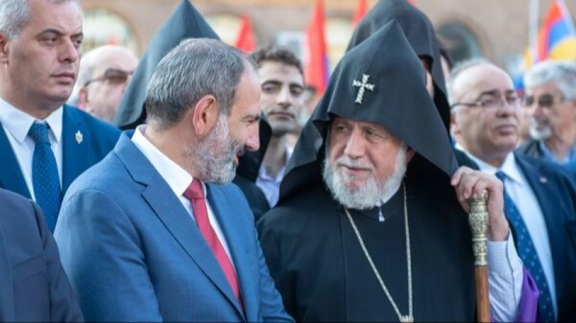 Փաշինյանը՝ Կաթողիկոսի՝ զավակ ունենալու իր հայտարարությունների մասին