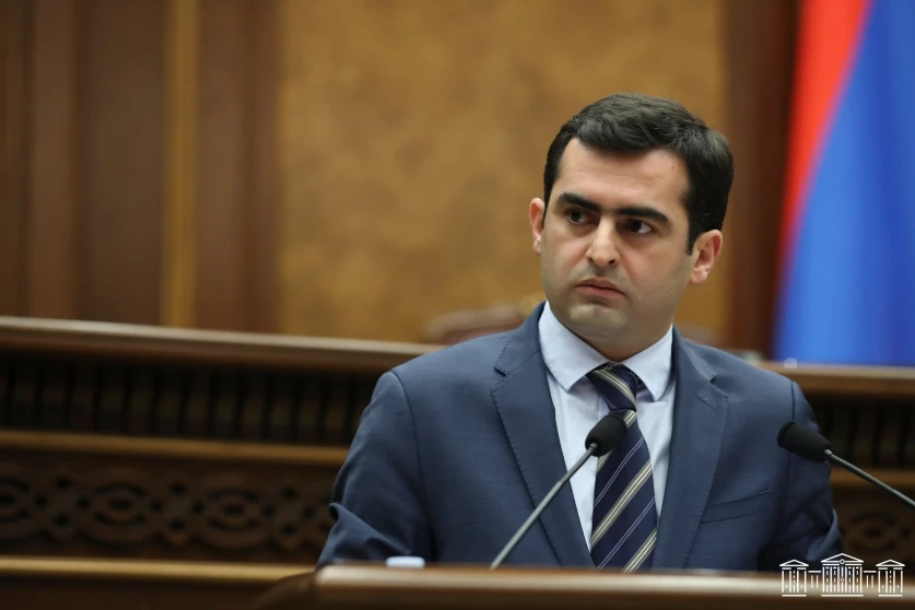 Գոմից ոչ մի բանով չէր տարբերվում. բառեր չեմ գտնում. Հակոբ Արշակյան