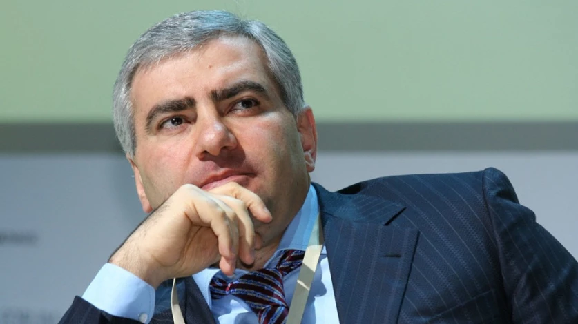 Սամվել Կարապետյանը հայցադիմում է ներկայացրել Ազատ Արշակյանի դեմ