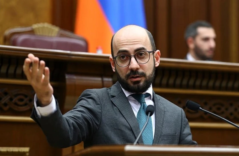 Դիմում եմ Թագուհի Թովմասյանի քաղաքական հայր Սերժ Սարգսյանին և քաղաքական մորաքույր Արթուր Վանեցյանին. Արթուր Հովհաննիսյան