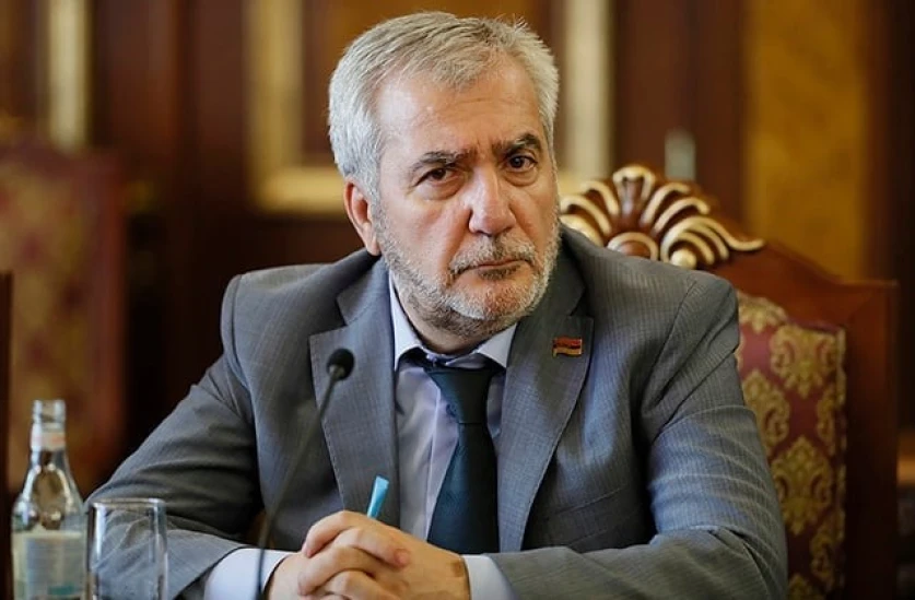 Ալեն Սիմոնյանից հետո Հայկ Սարգսյանի թիրախում կհայտնվի Անդրանիկ Քոչարյանը. «Ժողովուրդ»