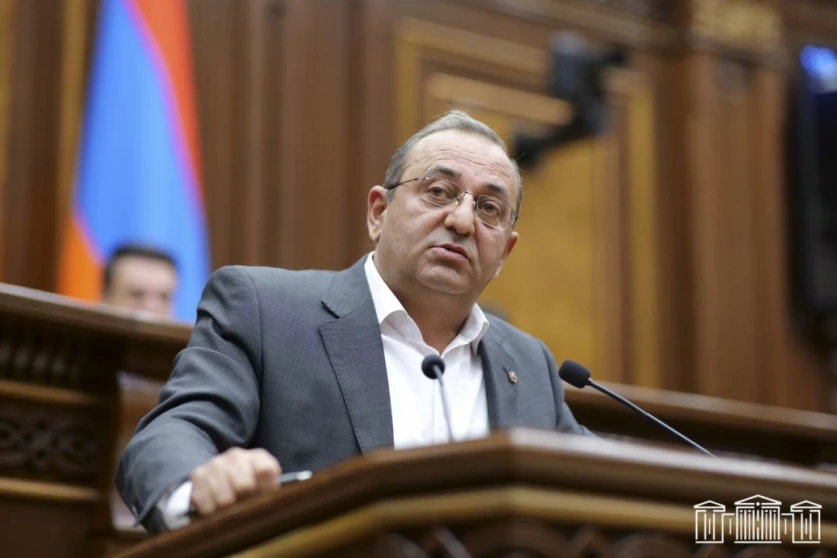 Թեթև քաղաքացիական անհնազանդությունը վերածվում է բռնաճնշումների․ Արծվիկ Մինասյան