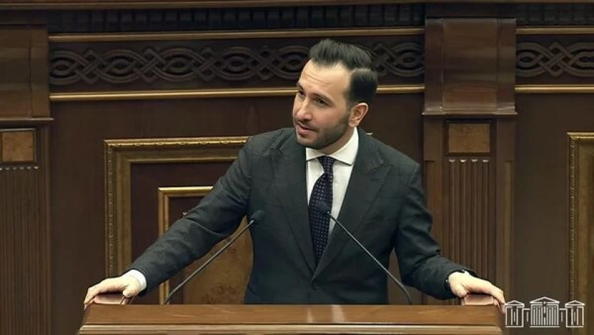 Շարունակեք հավաքվել Վարդանիկի շուրջ և դարձեք մի մեծ բուկետ. Կոնջորյան