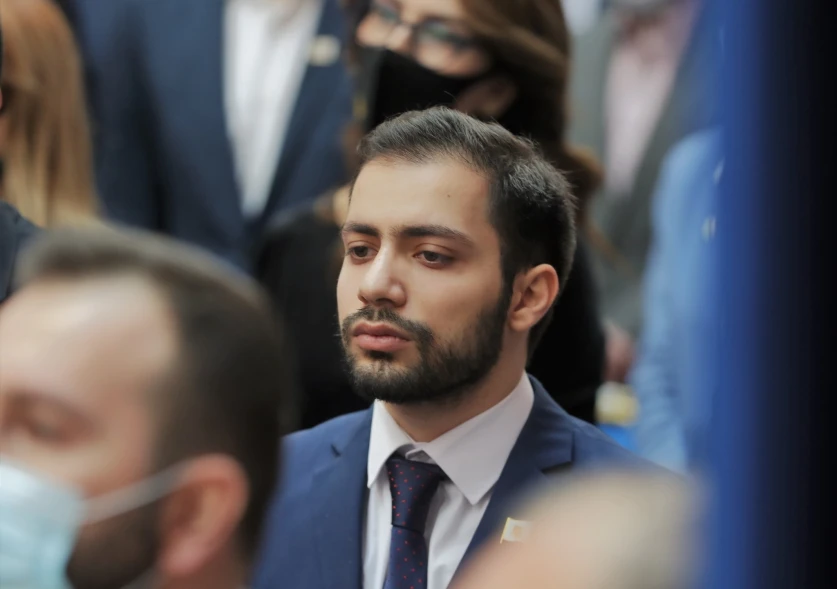 Արմեն Գալջյանն անդրադարձել է Արշակ սրբազանի և մի կնոջ մասնակցությամբ տարածվող ինտիմ տեսանյութին