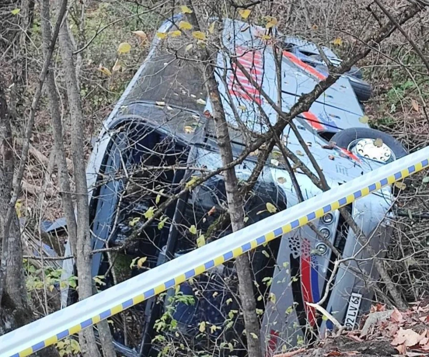 Հաղարծինում ավտոբուսի վթարի հետևանքով հոսպիտալացվածների թիվը հասել է 30-ի