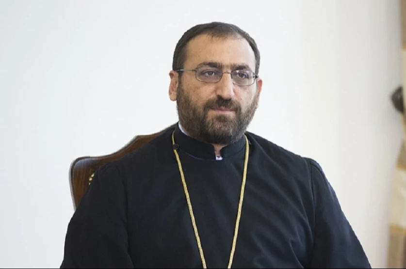 Արշակ սրբազանը տեսանյութերին առնչվող քրեական վարույթով որպես վկա հարցաքննվել է