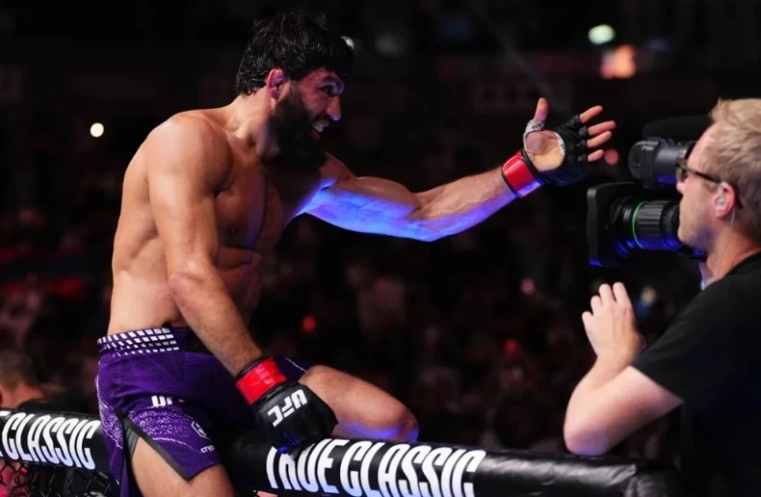 Իլիա, որտե՞ղ ես. Արման Ծառուկյանը Հուկերին հաղթելուց հետո դիմել է գործող չեմպիոնին