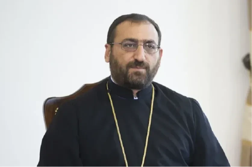 Արշակ Սրբազանի հարցը պետք է լուծվի․ սրբապղծություն է տեղի ունեցել. Առաքել սրբազան