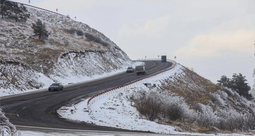 «Մեղրու սար» կոչվող հատվածում, Ամասիայի տարածաշրջանում և Դիլիջանում տեղում է ձյուն