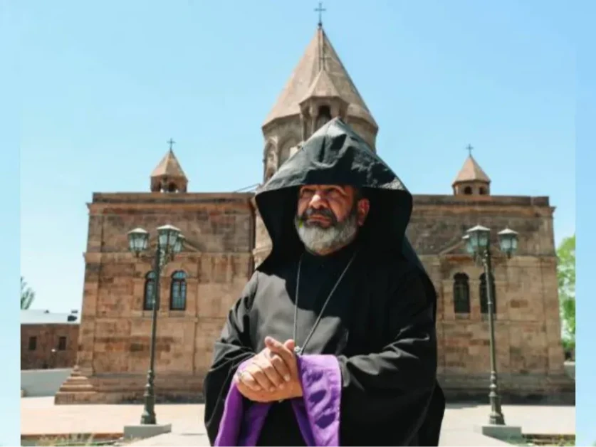 Ամենայն Հայոց կաթողիկոսը չի կալանավորվի, կհեռանա գահից. Վազգեն արքեպիսկոպոս. «Ազատություն»