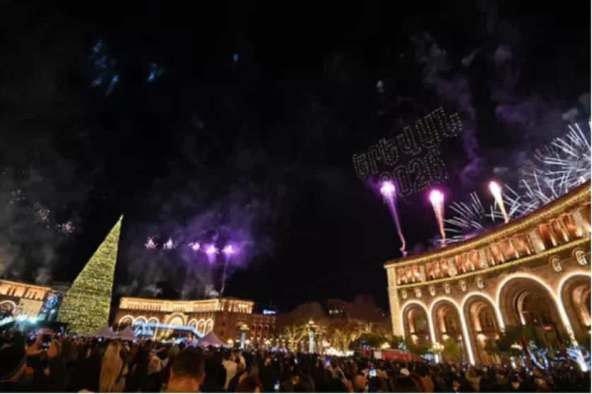 Արտակարգ դեպքեր չեն գրանցվել․ ՆԳՆ-ը՝ գլխավոր տոնածառի լուսավորման արարողության մասին