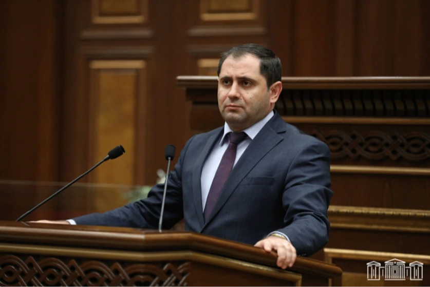 Ոչ միայն դատարապտելի է, այլև ամոթ է ուսադիր կրող մարդու համար. Պապիկյանը՝ հակառակորդի ներթափանցման լուրերի մասին