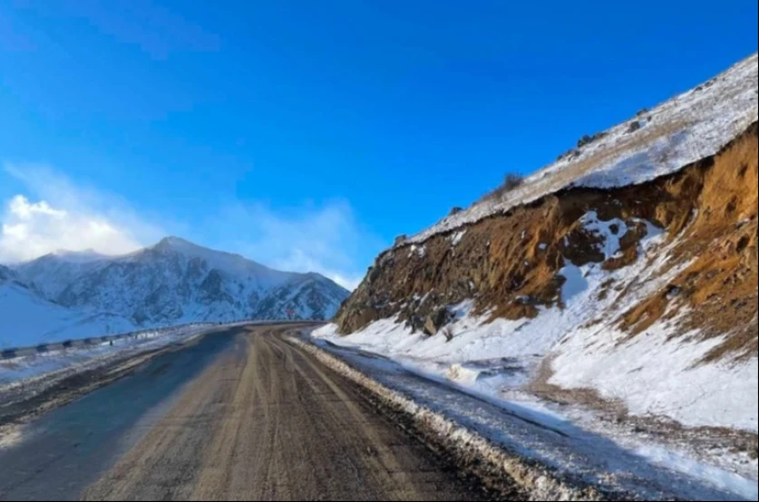 Արագածոտնիում «Ամբերդ» օդերևութաբանական կայանից Ամբերդ ամրոց տանող ավտոճանապարհը փակ է