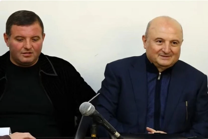 «Հլը սուս, դու վաբշե մի խոսա». Վարդան Ղուկասյանը դատական նիստի ժամանակ նկատողություն է տվել որդուն